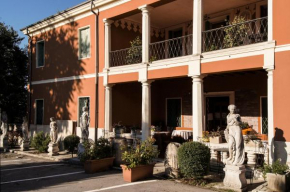 Hotels in Zovencedo